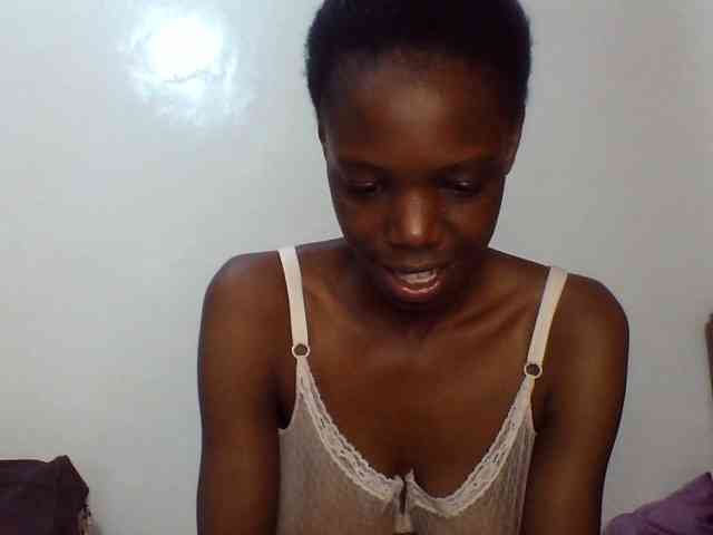 Sexxybellah6 webcam