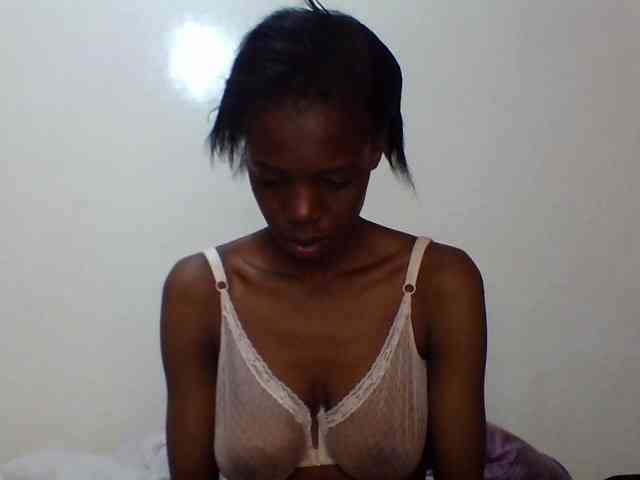 Sexxybellah6 webcam