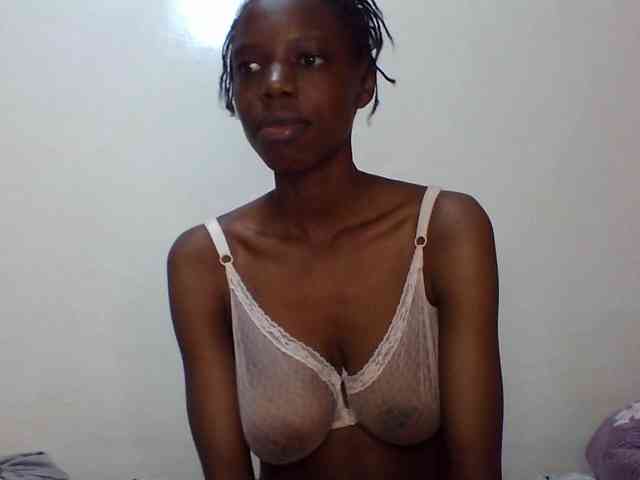 Sexxybellah6 webcam