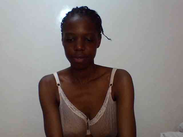 Sexxybellah6 webcam