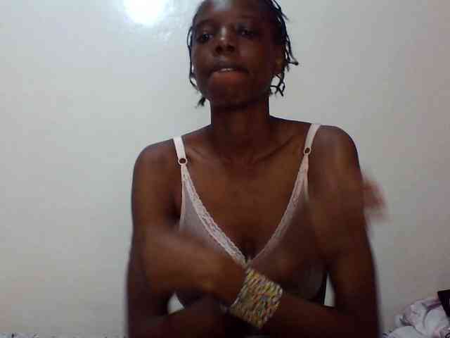 Sexxybellah6 webcam