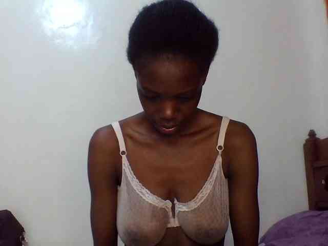 Sexxybellah6 webcam