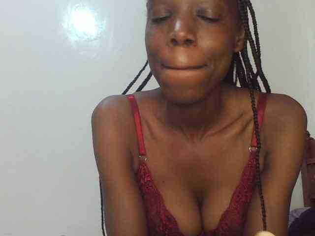 Sexxybellah6 webcam