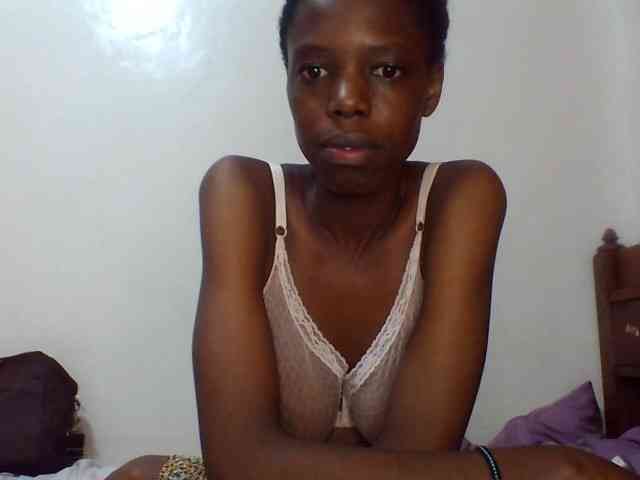 Sexxybellah6 webcam