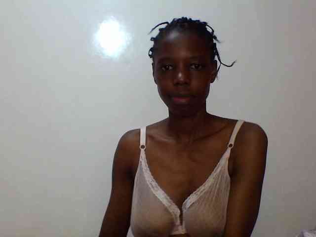 Sexxybellah6 webcam