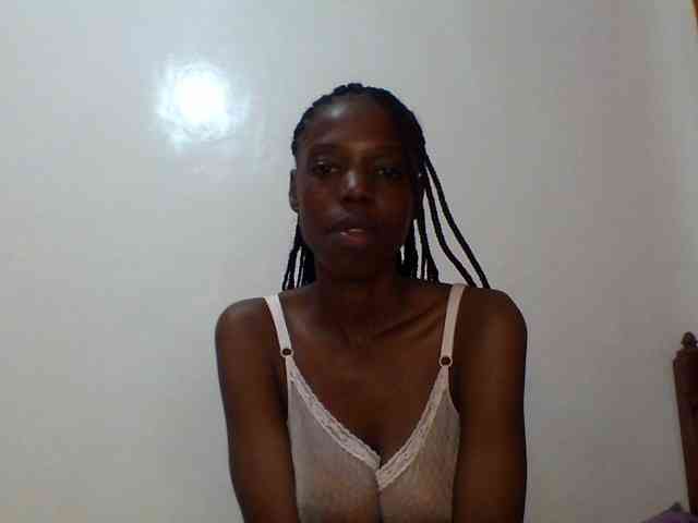 Sexxybellah6 webcam
