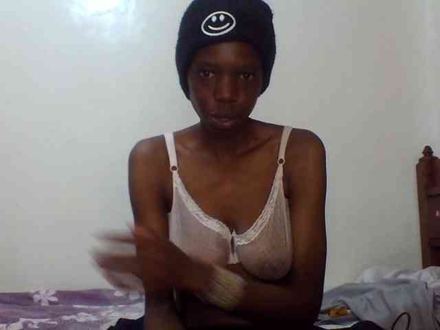 Sexxybellah6 webcam