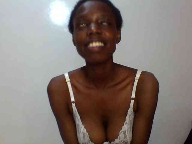 Sexxybellah6 webcam