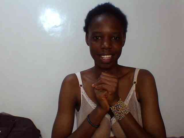 Sexxybellah6 webcam