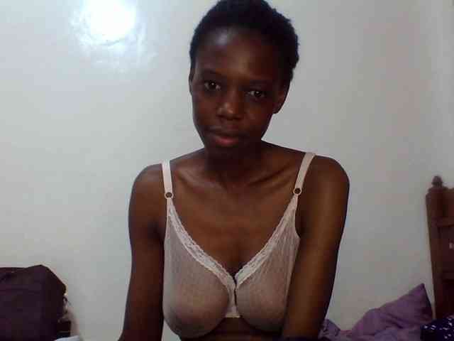 Sexxybellah6 webcam