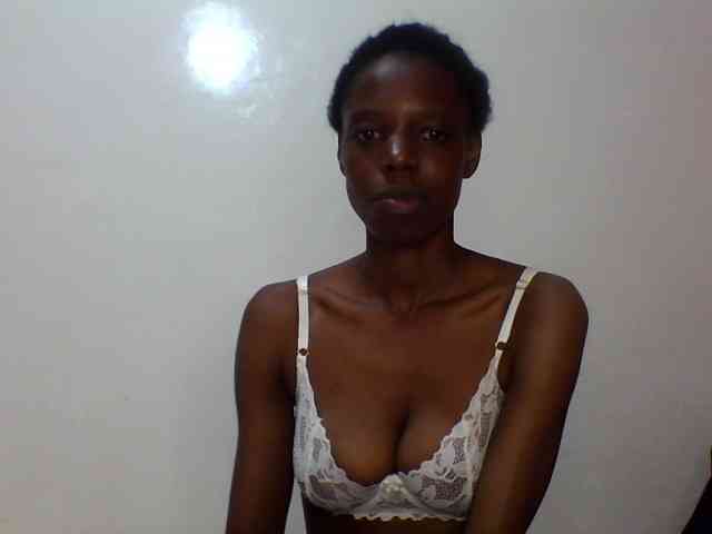 Sexxybellah6 webcam