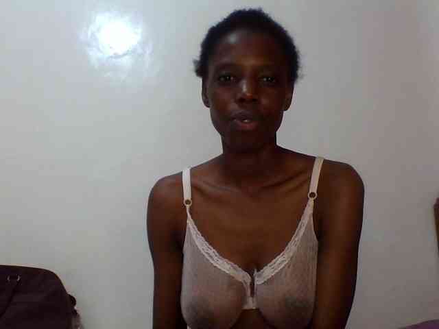 Sexxybellah6 webcam