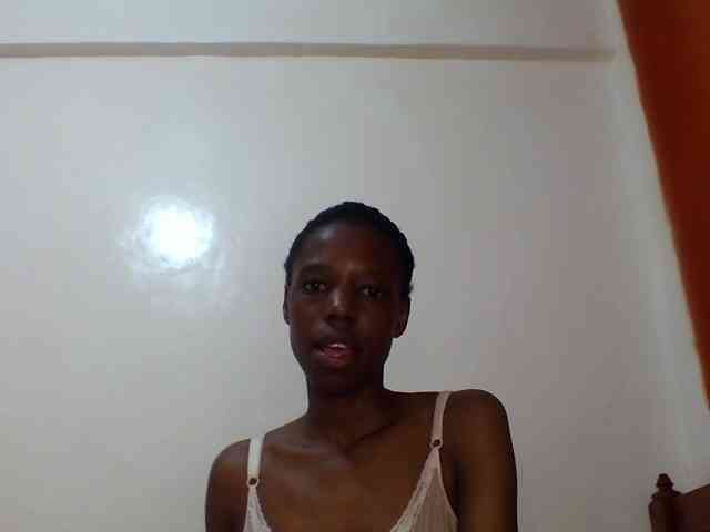 Sexxybellah6 webcam