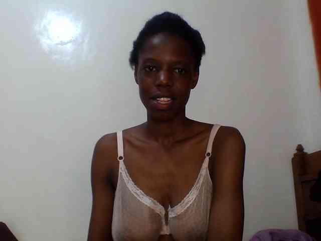 Sexxybellah6 webcam