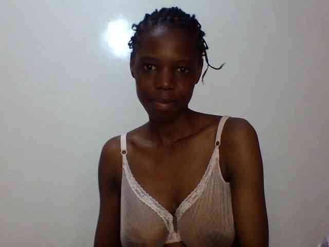 Sexxybellah6 webcam