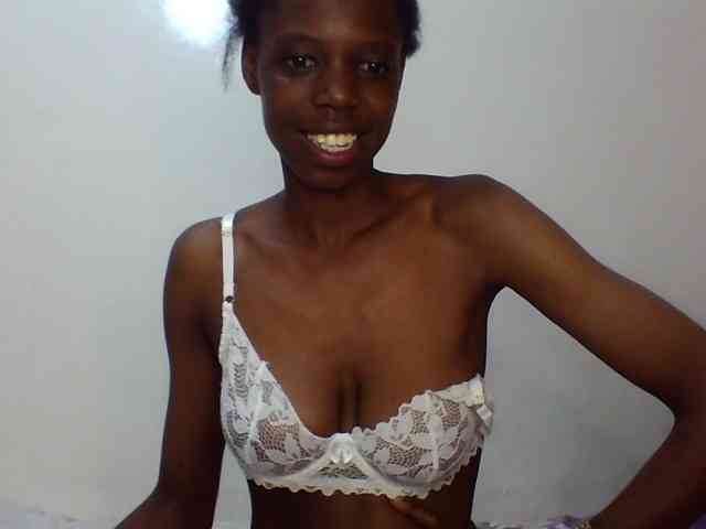 Sexxybellah6 webcam