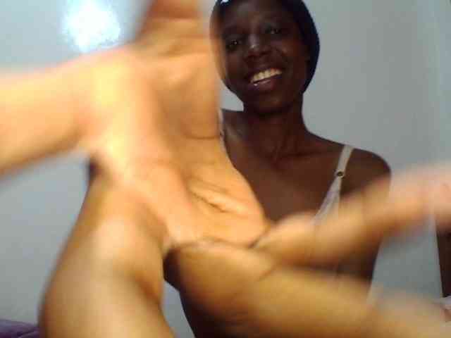 Sexxybellah6 webcam