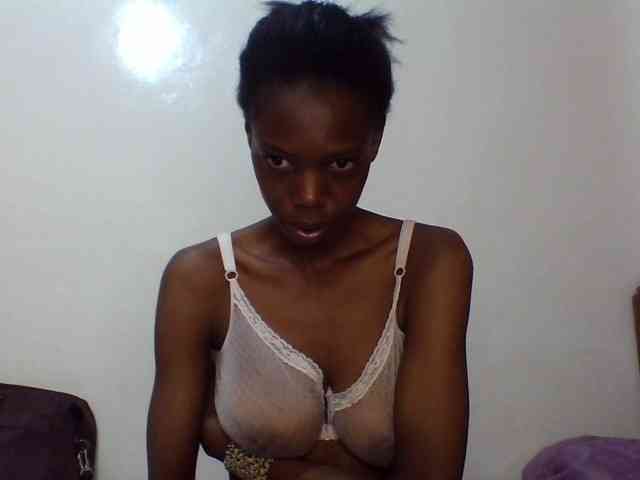 Sexxybellah6 webcam