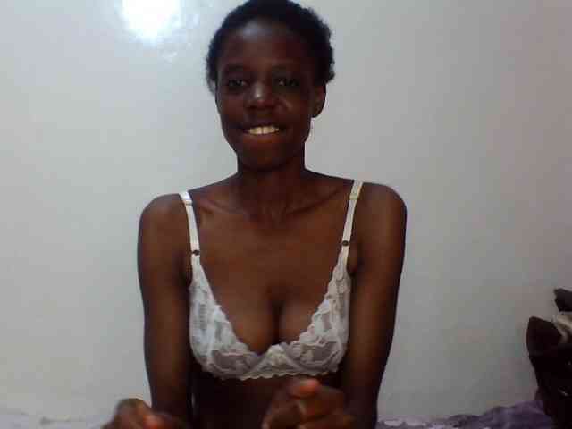 Sexxybellah6 webcam