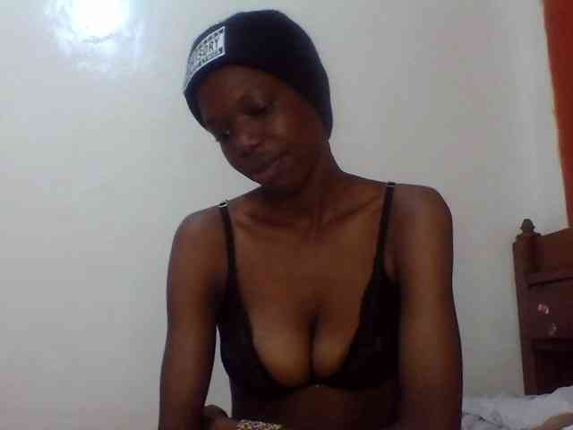 Sexxybellah6 webcam