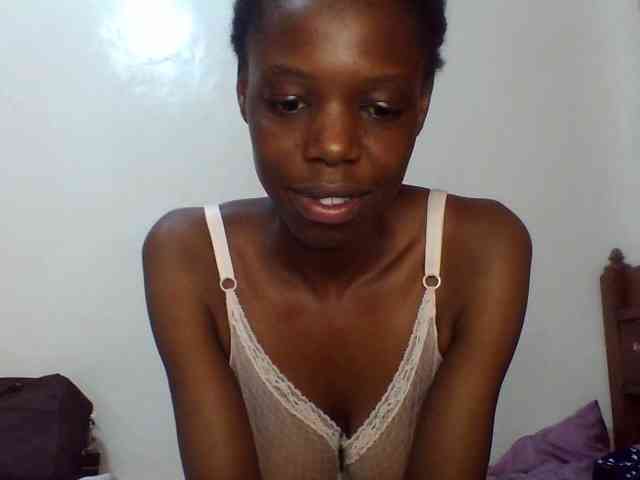 Sexxybellah6 webcam