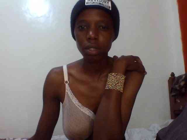 Sexxybellah6 webcam