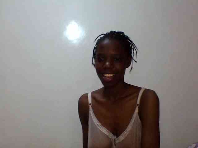 Sexxybellah6 webcam