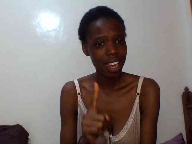 Sexxybellah6 webcam