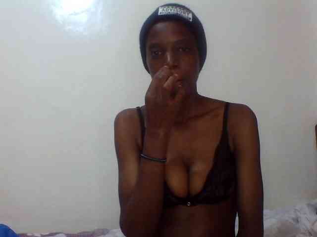 Sexxybellah6 webcam