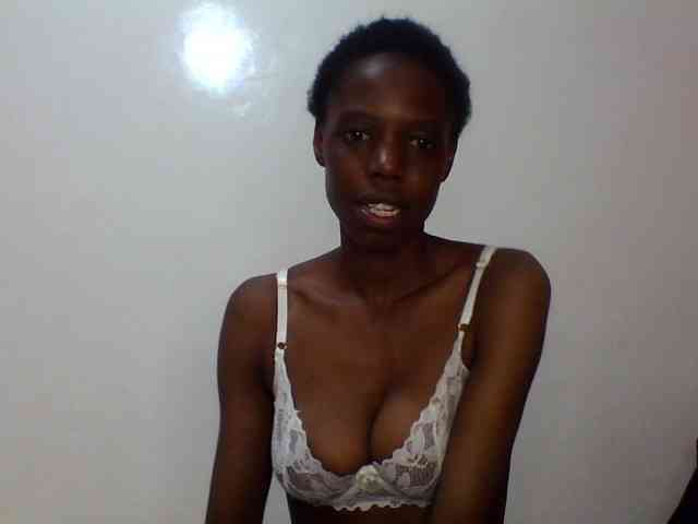 Sexxybellah6 webcam