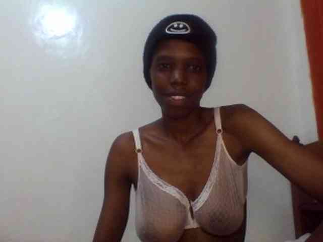 Sexxybellah6 webcam
