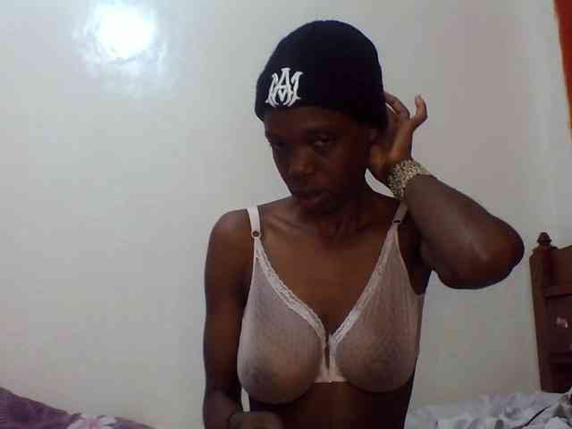 Sexxybellah6 webcam