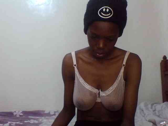 Sexxybellah6 webcam