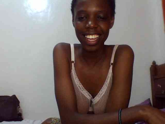 Sexxybellah6 webcam