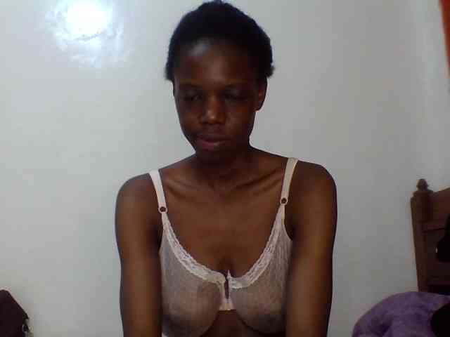 Sexxybellah6 webcam