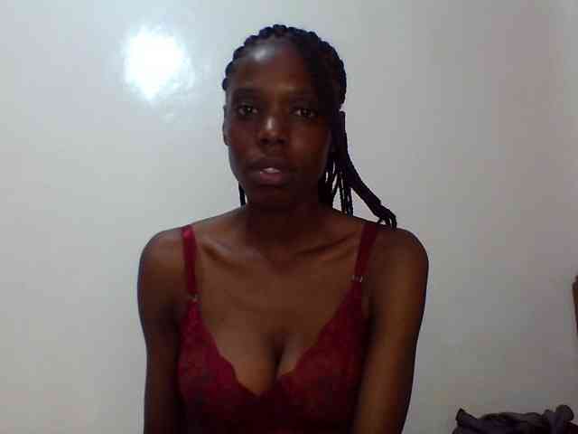 Sexxybellah6 webcam