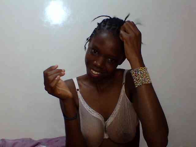 Sexxybellah6 webcam