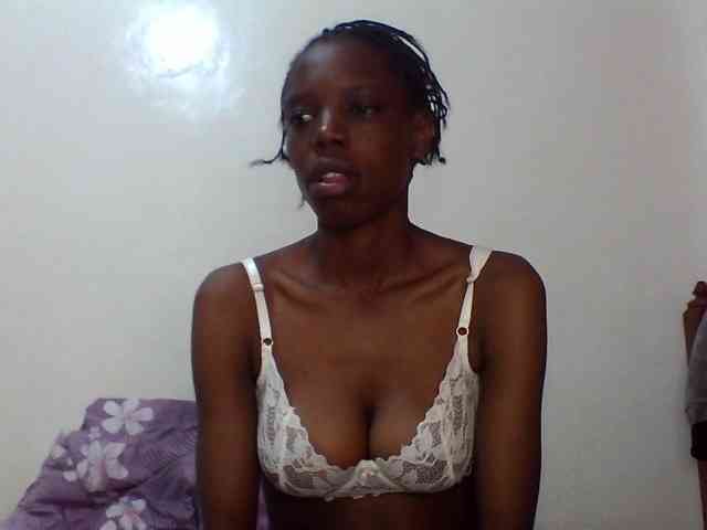 Sexxybellah6 webcam