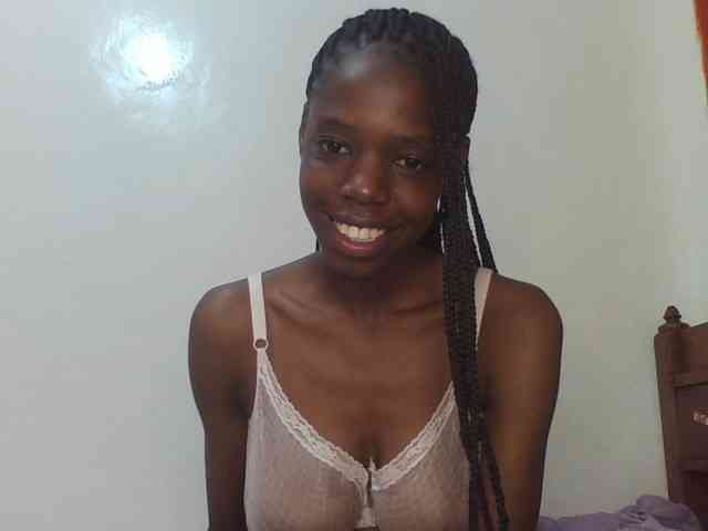 Sexxybellah6 webcam