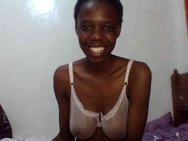 Sexxybellah6 webcam
