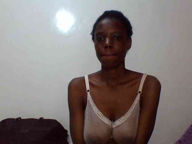 Sexxybellah6 webcam