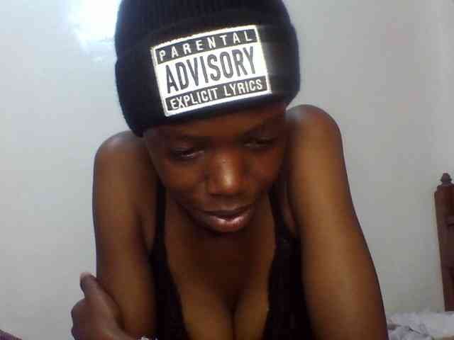 Sexxybellah6 webcam
