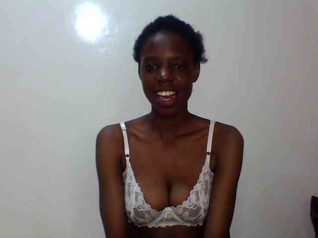 Sexxybellah6 webcam