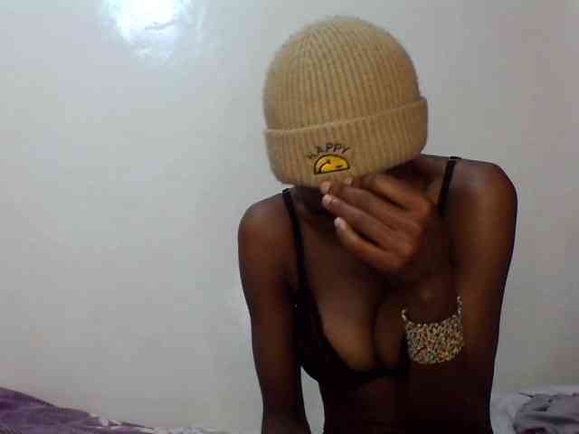 Sexxybellah6 webcam