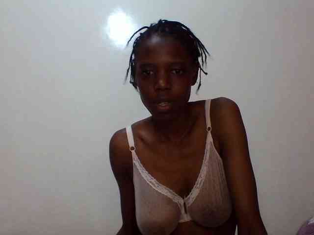 Sexxybellah6 webcam