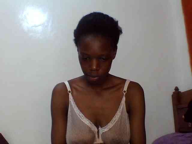 Sexxybellah6 webcam