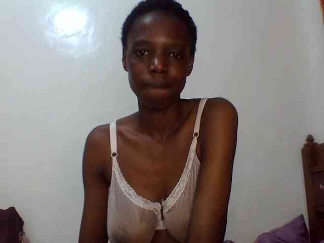 Sexxybellah6 webcam