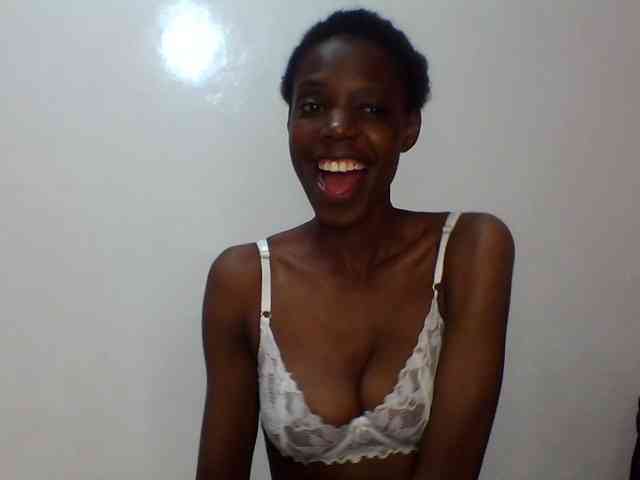 Sexxybellah6 webcam