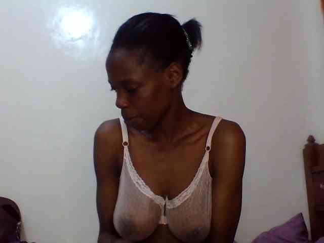 Sexxybellah6 webcam