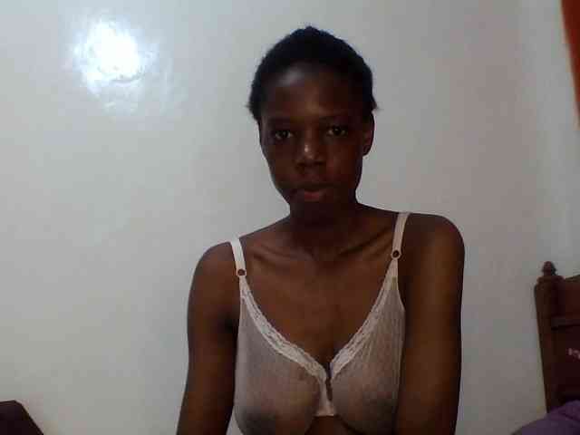Sexxybellah6 webcam